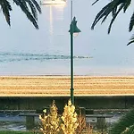 아파트 Precioso Atico Frente A La Playa De Santa Cristina 아 코루냐
