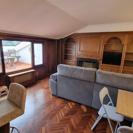 Precioso Atico Frente A La Playa De Santa Cristina アパート